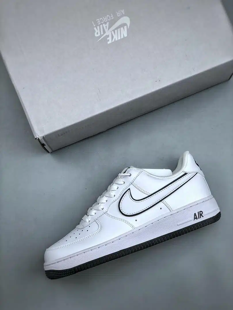 RÉPLICA NIKE AIR FORCE 1 07' 'WHITE BLACK' - Imagen 6