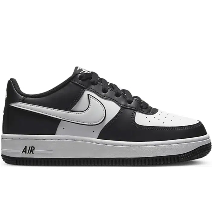 RÉPLICA NIKE AIR FORCE 1 LOW ’07 LV8 ‘PANDA’