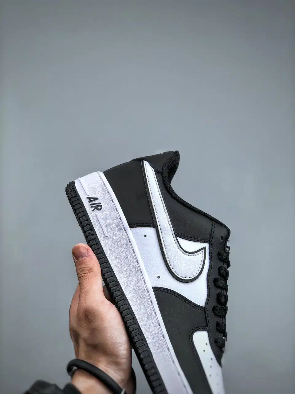 RÉPLICA NIKE AIR FORCE 1 LOW ’07 LV8 ‘PANDA’ - Imagen 5