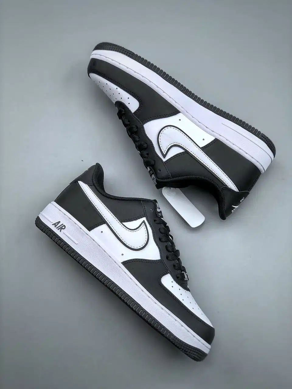 RÉPLICA NIKE AIR FORCE 1 LOW ’07 LV8 ‘PANDA’ - Imagen 2