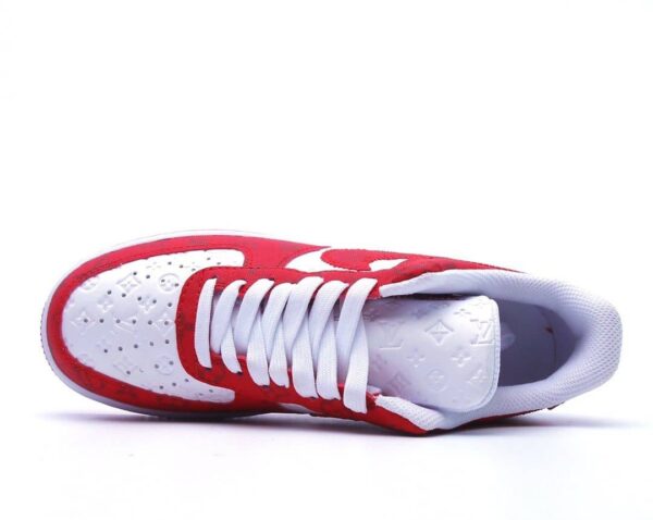 RÉPLICA LOUIS VUITTON X AIR FORCE 1 LOW 'WHITE COMET RED' - Imagen 3