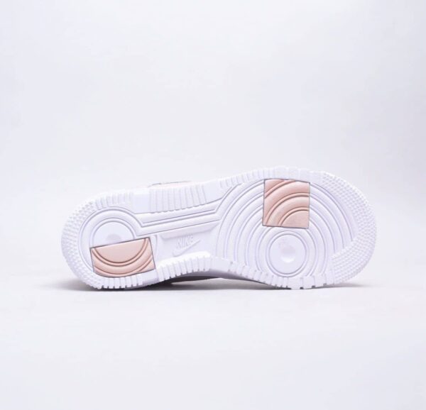 RÉPLICA NIKE AIR FORCE 1 LOW PIXEL PARTICLE BEIGE - Imagen 4