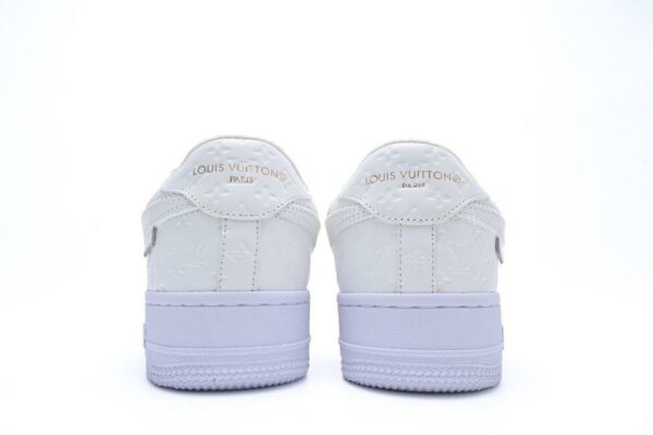RÉPLICA NIKE AIR FORCE 1 X LOUIS VUITTON - Imagen 4