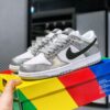 RÉPLICA NIKE DUNK LOW GOLDEN GALS 'METALLIC SILVER' - Imagen 2