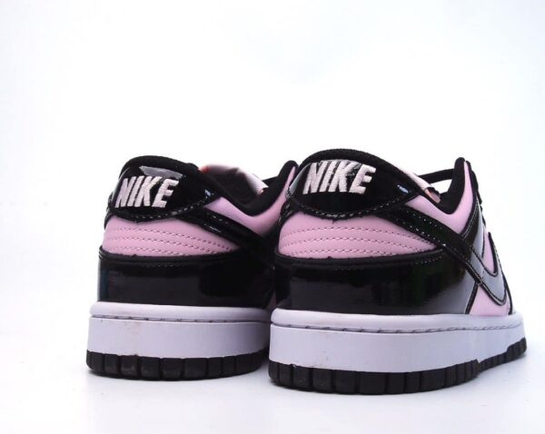 RÉPLICA NIKE DUNK LOW PINK FOAM BLACK - Imagen 2