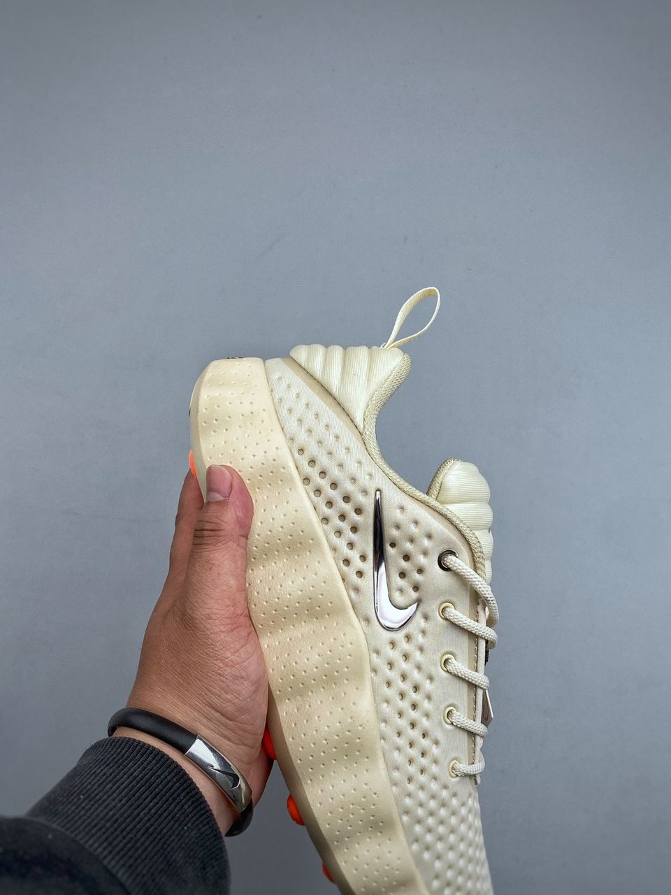 NIKE MIND 002 'LIGHT KHAKI' - Imagen 5