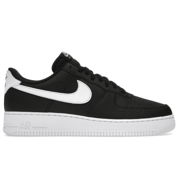 RÉPLICA NIKE AIR FORCE 1 LOW '07 BLACK WHITE PEBBLED