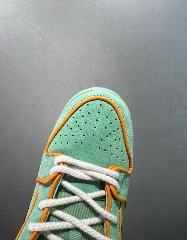 RÉPLICA SB DUNK LOW 'RODEO TOURMALINE' - Imagen 6