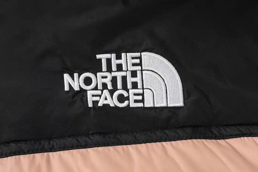 RÉPLICA CHAQUETA NORTH FACE 'SALMÓN' - Imagen 4