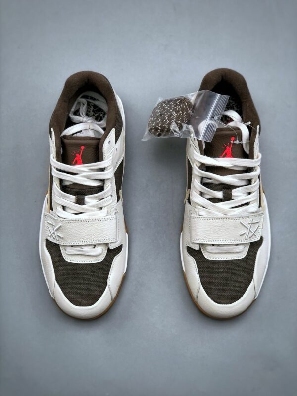 RÉPLICA TRAVIS SCOTT X JORDAN JUMPMAN 'SAIL' - Imagen 6
